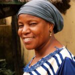 Portrait souriant d une cliente de Yshira Voyages